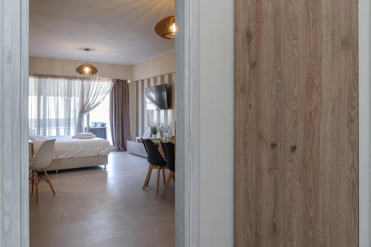 Amazing Apartments @ Aiolou Str. Athens Exterior photo